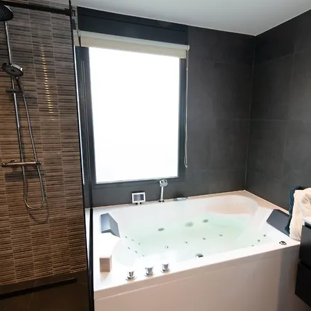 Deluxe Canal-side Stay, Cleaning Included Zevenhuizen (Zuidplas)