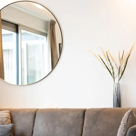 Deluxe Canal-side Stay, Cleaning Included * Zevenhuizen (Zuidplas)