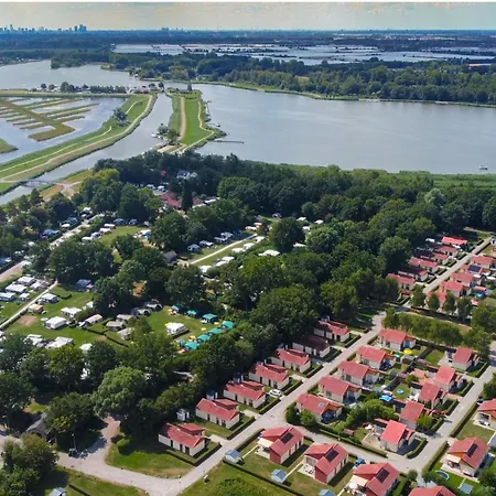 Holiday home Deluxe Canal-side Stay, Cleaning Included Zevenhuizen (Zuidplas)